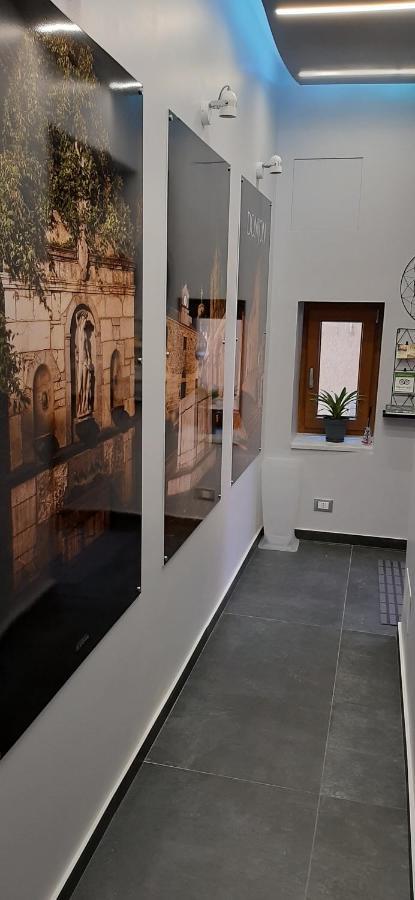 Donjon Suite Centro Storico Кастельбуоно Экстерьер фото