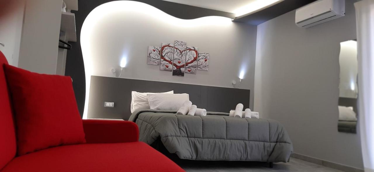 Donjon Suite Centro Storico Кастельбуоно Экстерьер фото